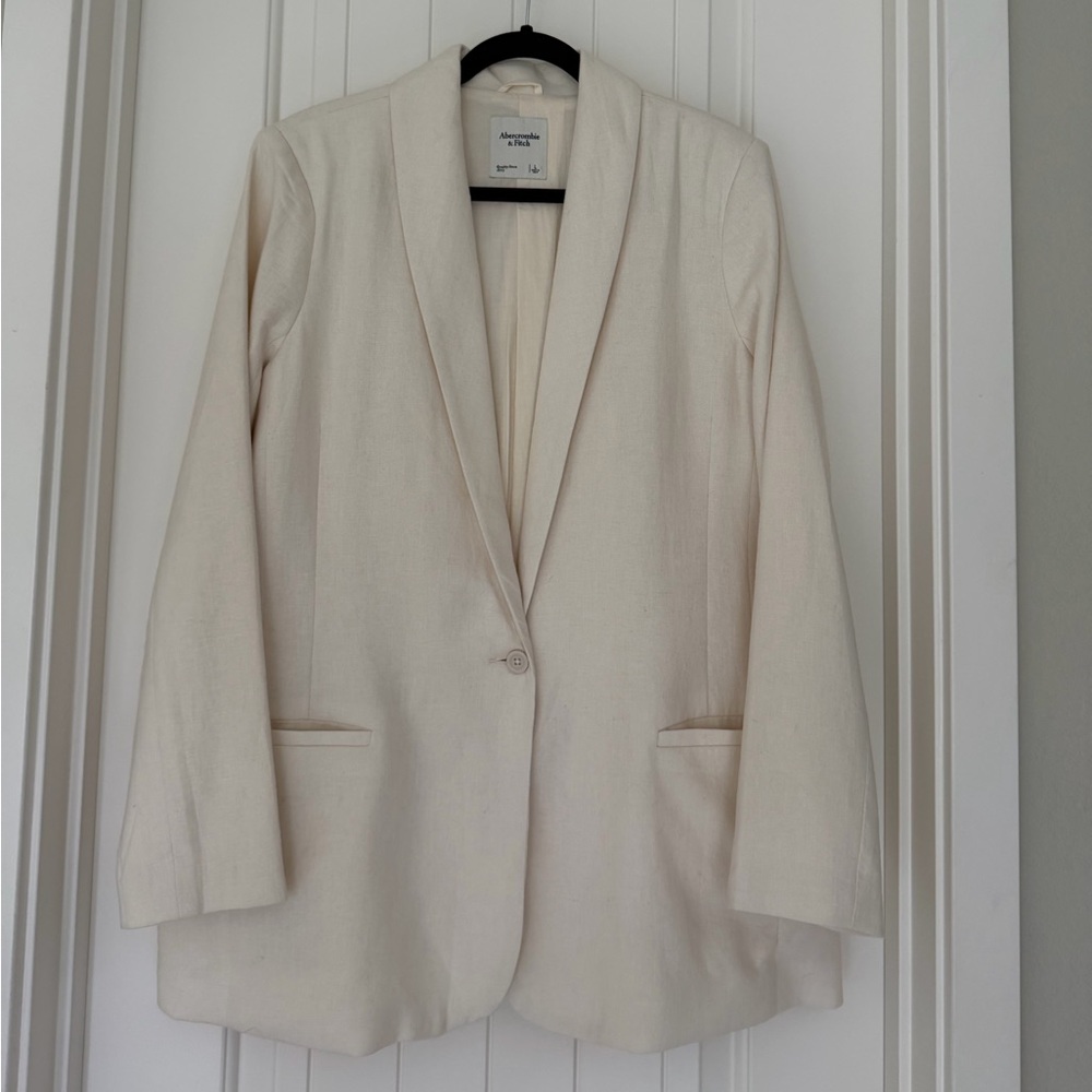 Abercrombie & Fitch Linen Blend Blazer